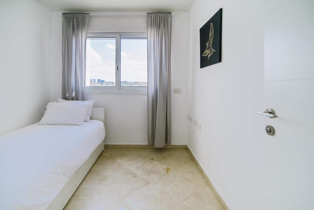 Marina Apartments By Olala Homes Herzelia Exteriér fotografie